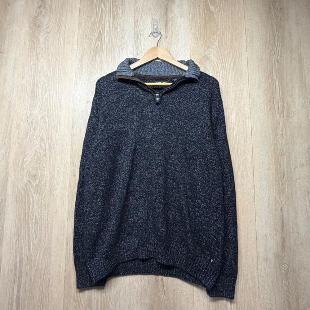 Chaps Men's Grey and Blue Jumper